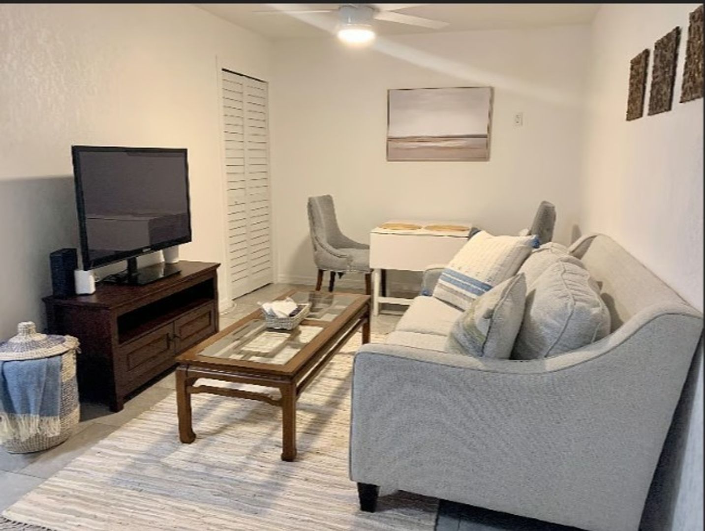 St. Petersburg Apartment: 2874 38th Ave N