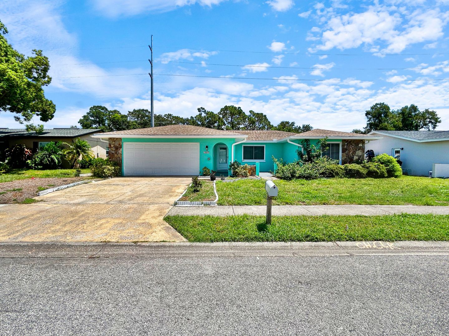 Largo House: 12829 109th St