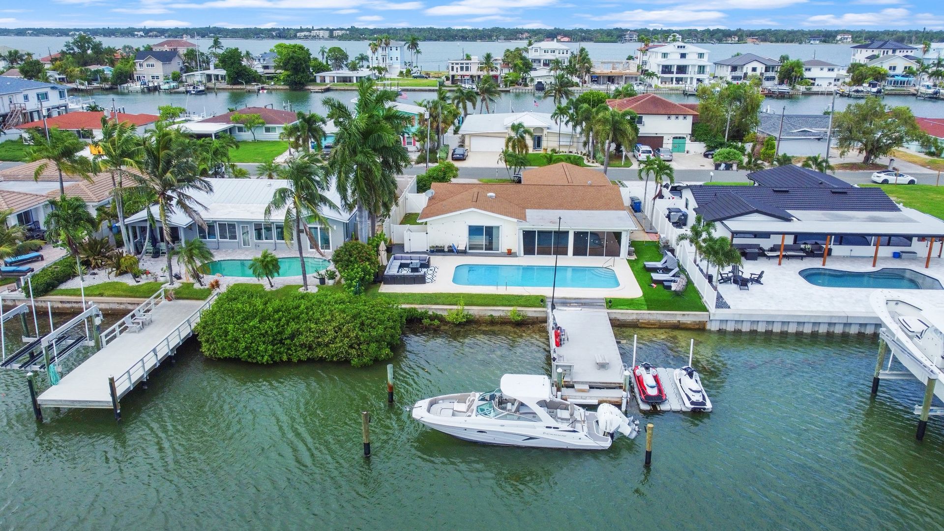 Treasure Island House: 11300 8th Street East