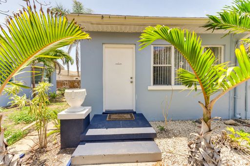 Cozy Coastal Living in St. Pete Beach - 1BD | 1BA