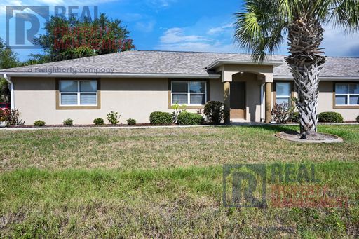Lovely 2/2 in Rotonda West available for Annual lease!