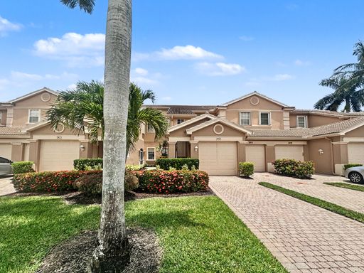 Welcome Home to Reflection Lakes! Spacious 3-Bedroom Condo – photo 1