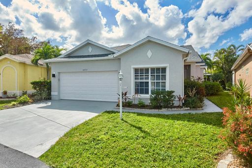 Resort-Style Living in Estero’s Island Club at Corkscrew – Your Perfect Florida Retreat! – photo 1