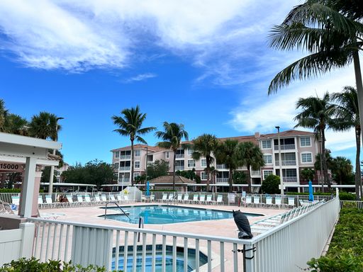 Luxury Condo Minutes to Fort Myers & Sanibel Beaches – photo 1