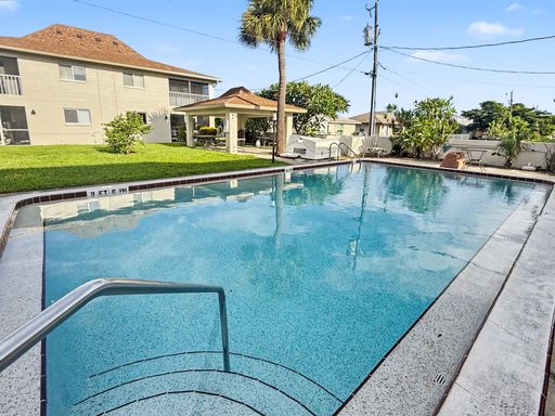 Furnished 2BR/2BA Cape Coral Condo with Pool – Perfect for Snowbirds & Long-Term Living – photo 1