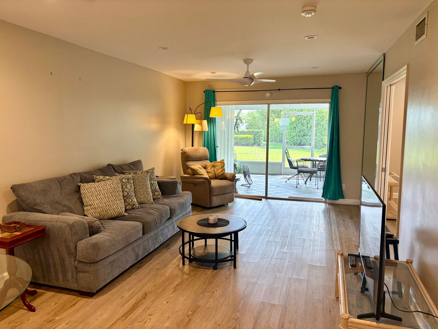 Stuart Condo: 974 NW Spruce Ridge Drive