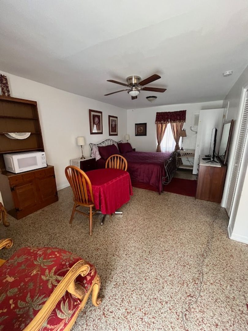 Jensen Beach Apartment: 2680 NE Indian River Drive