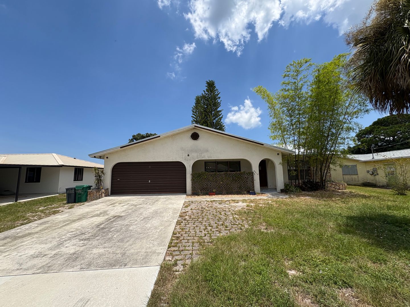 Ft Pierce House: 6012 Sunset Blvd