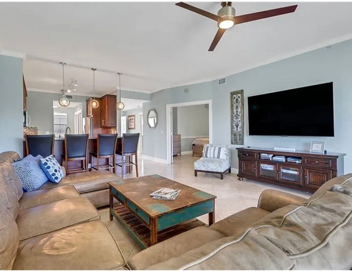 Yacht Harbor Drive 4650 #125 8 of 12
