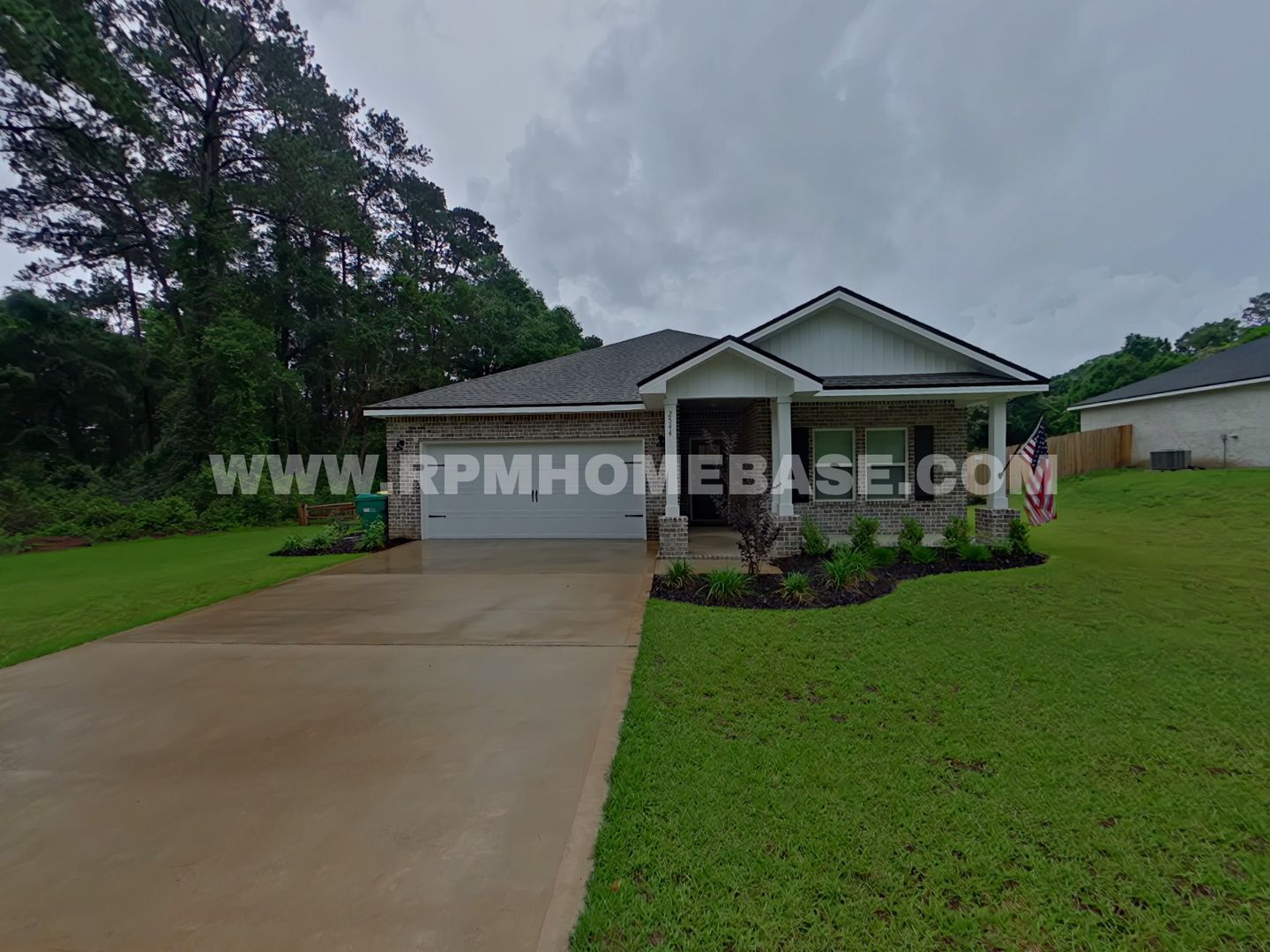 Crestview House: 2544 Kingston Road
