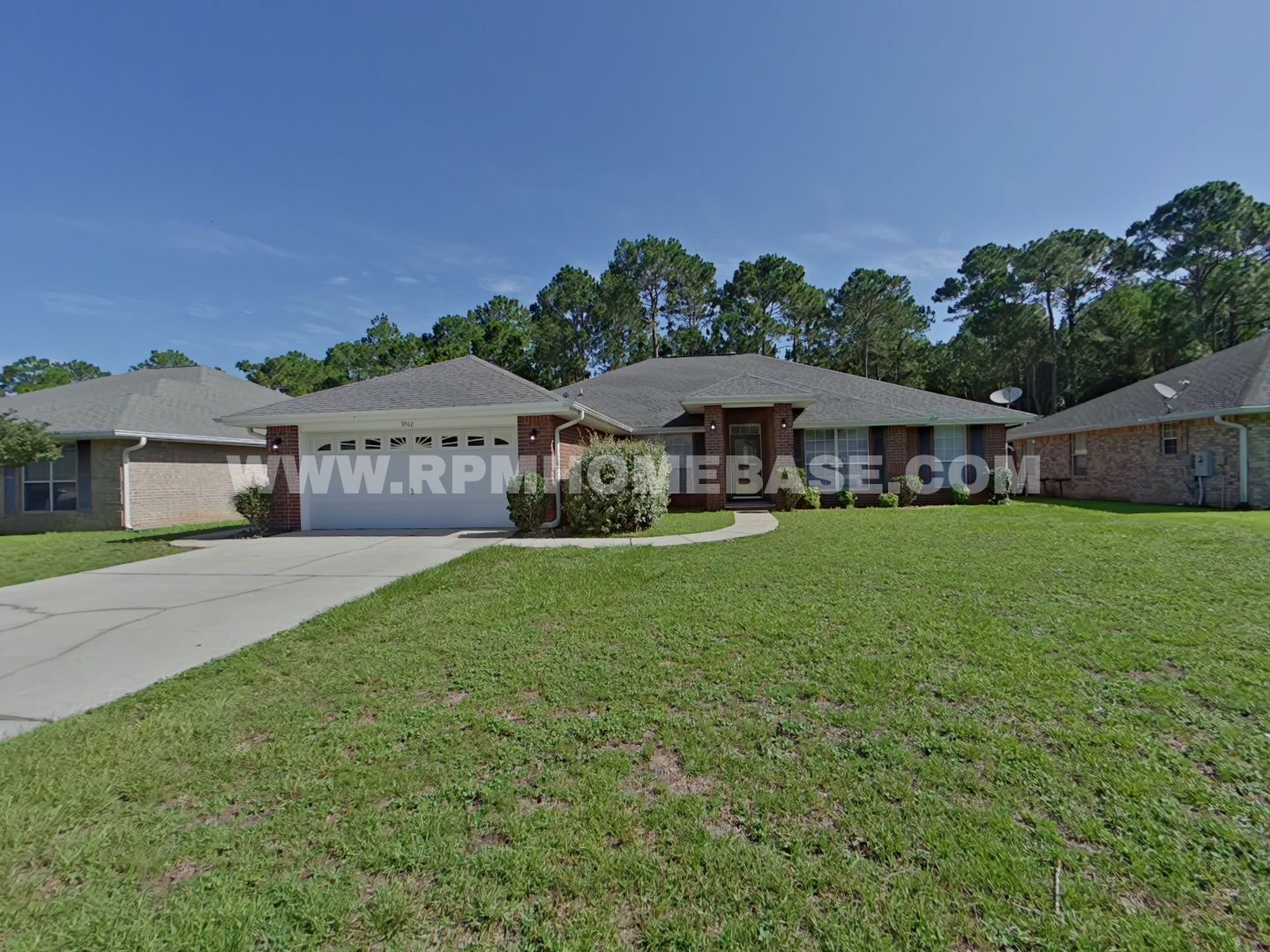 Navarre House: 9512 Pouder Lane