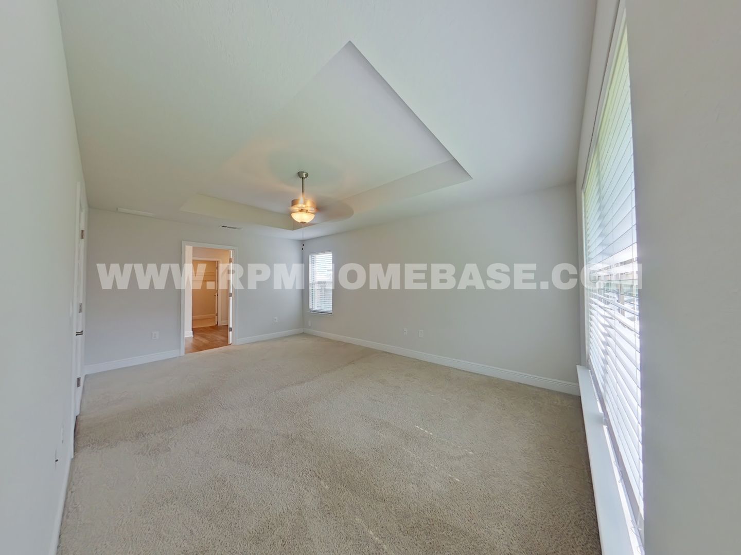 Crestlake Dr, 5820 8 of 12