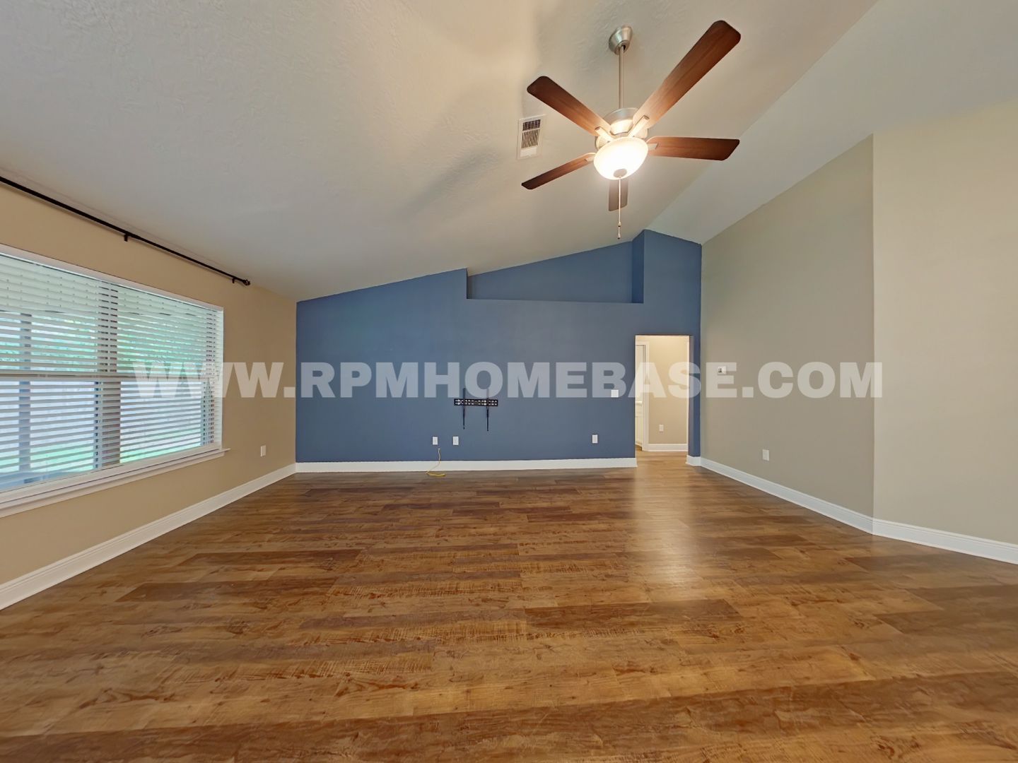 Crestlake Dr, 5820 5 of 12