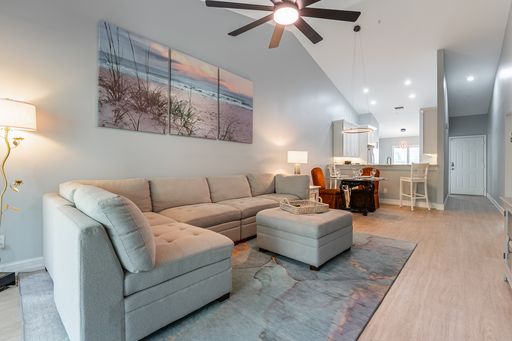 Resort-Style Sarasota Living at Stoneybrook Arbor Greens – photo 1