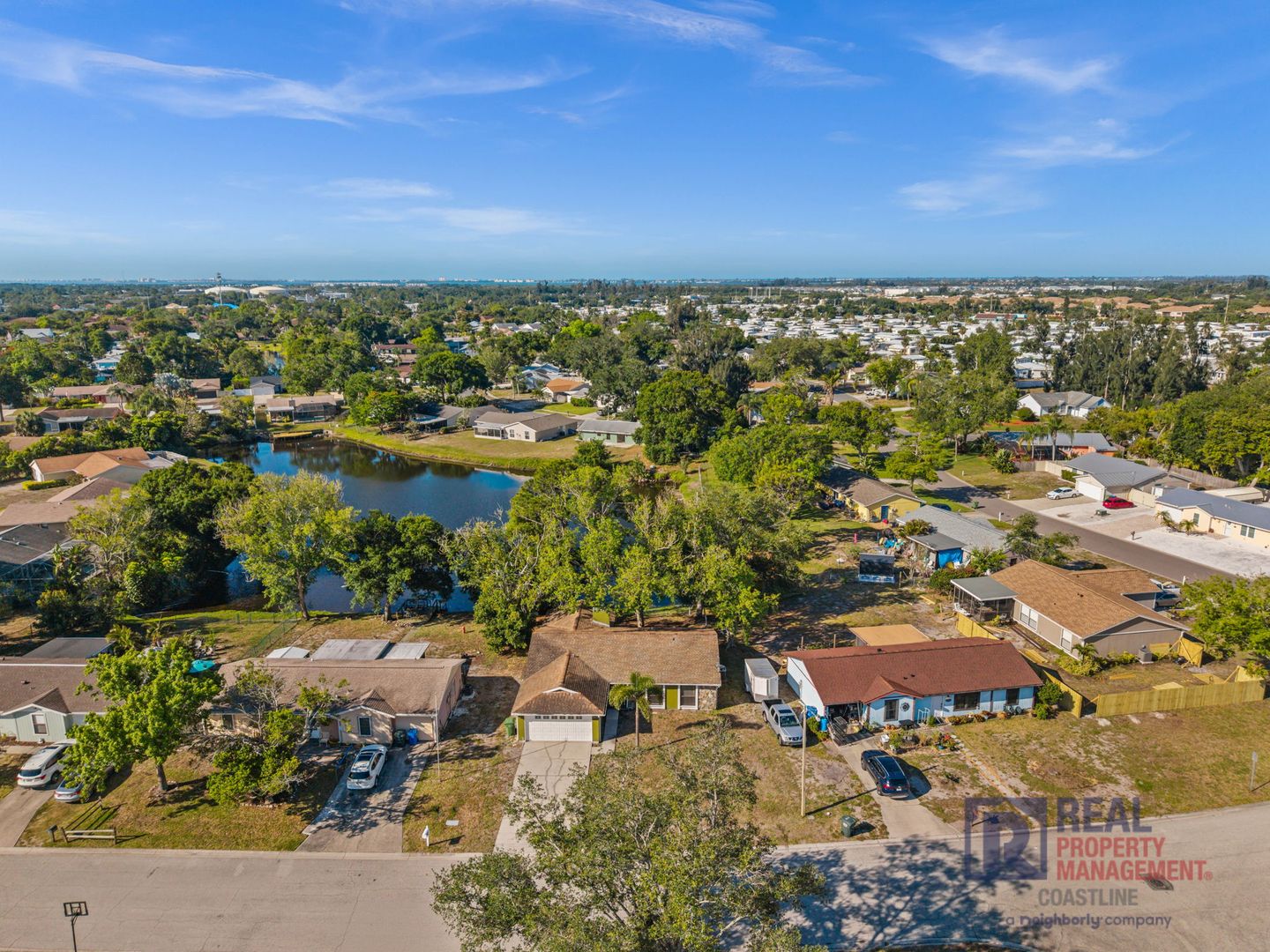 Bradenton House: 6507 35th Ave West