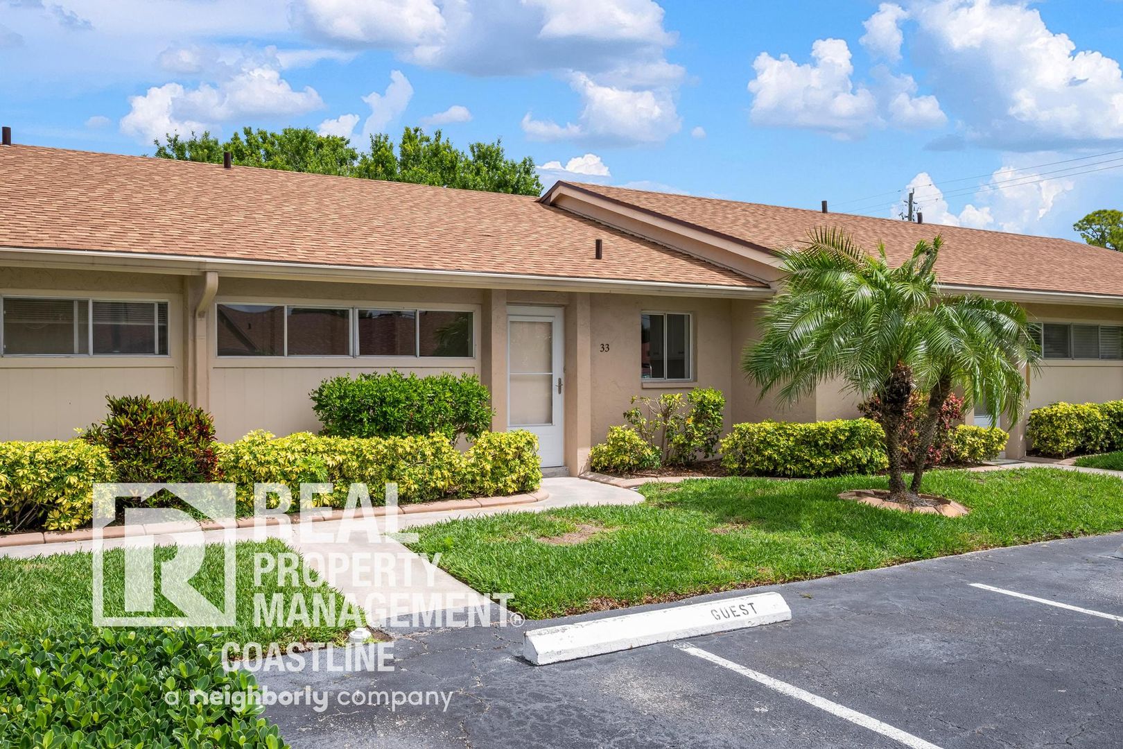 Sarasota Condo: 2779 Woodgate Lane