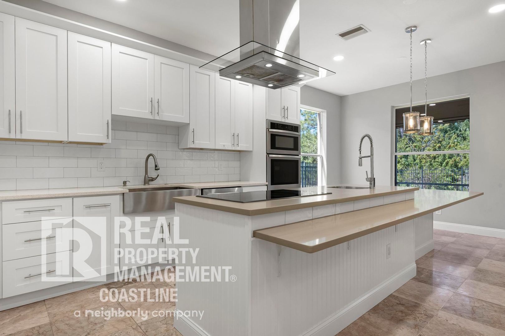2585 Hobblebrush Dr. 4 of 12