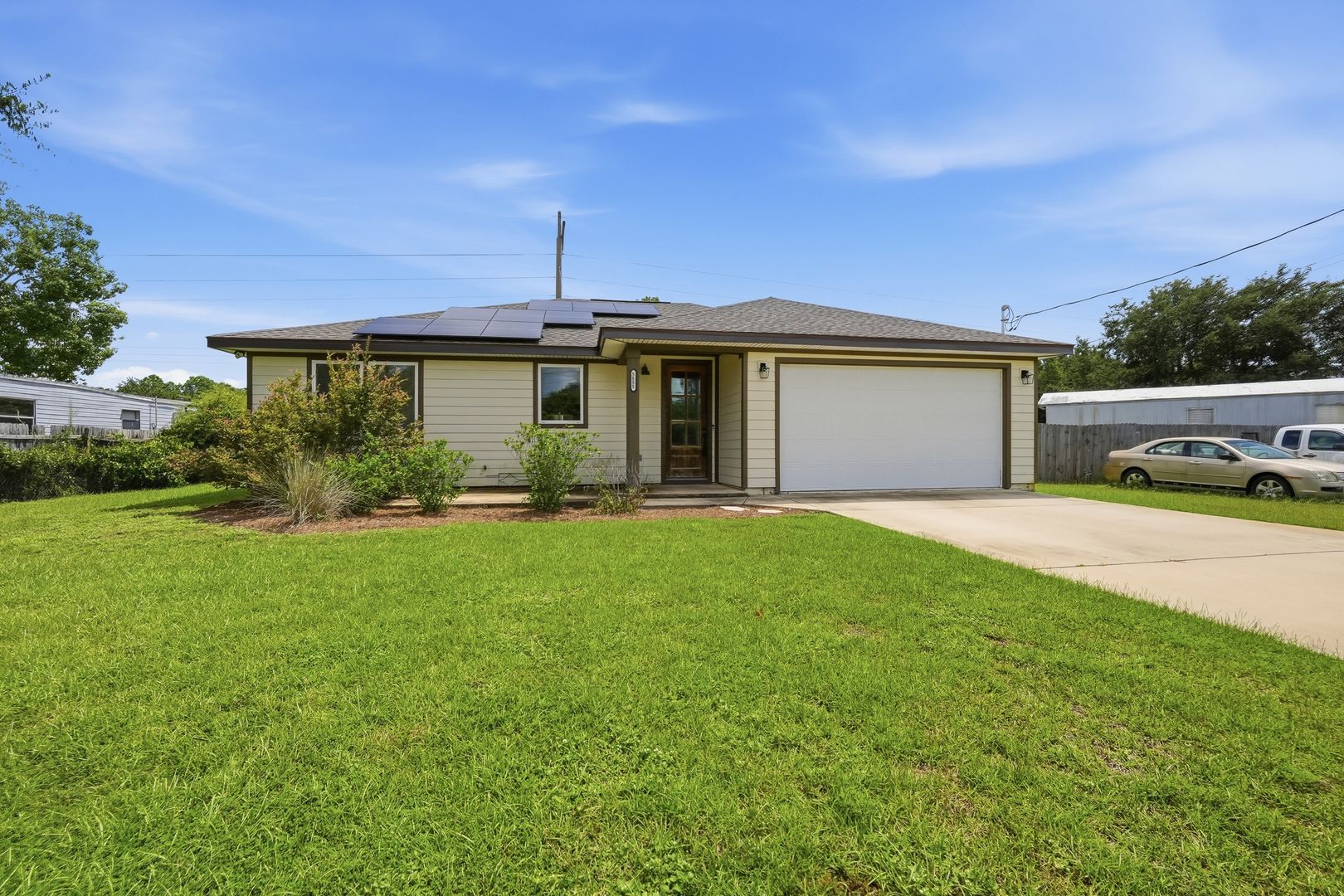 Gulf Breeze House: 5855 Congress St.