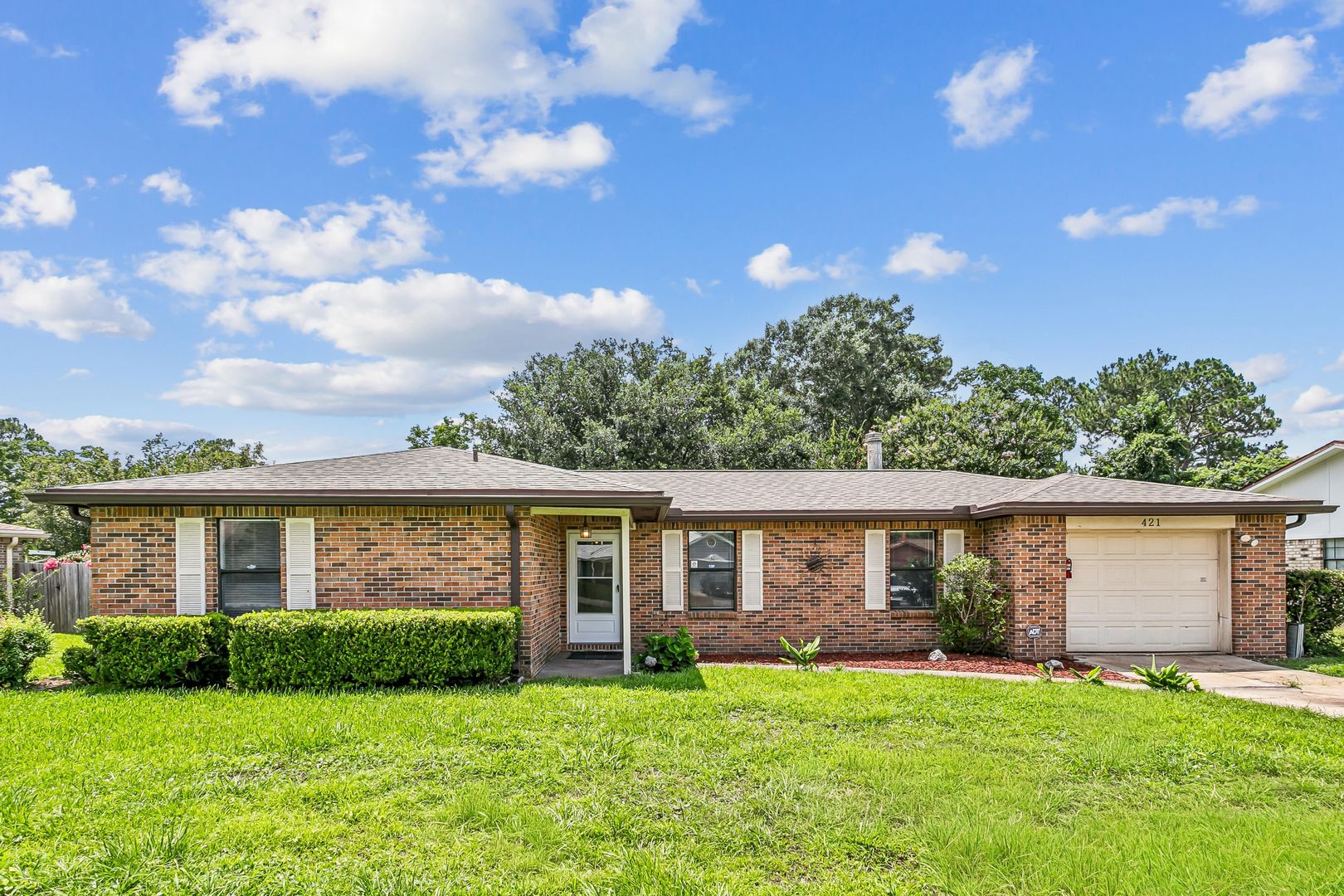 Pensacola House: 421 Tampico way
