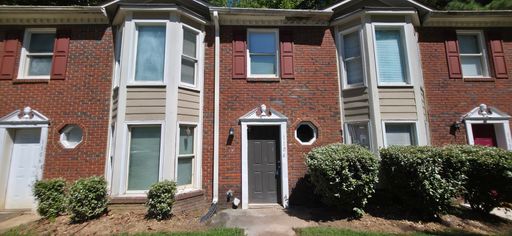 Charming 2-Bedroom Cul-de-Sac Home Near Truist Park – photo 1