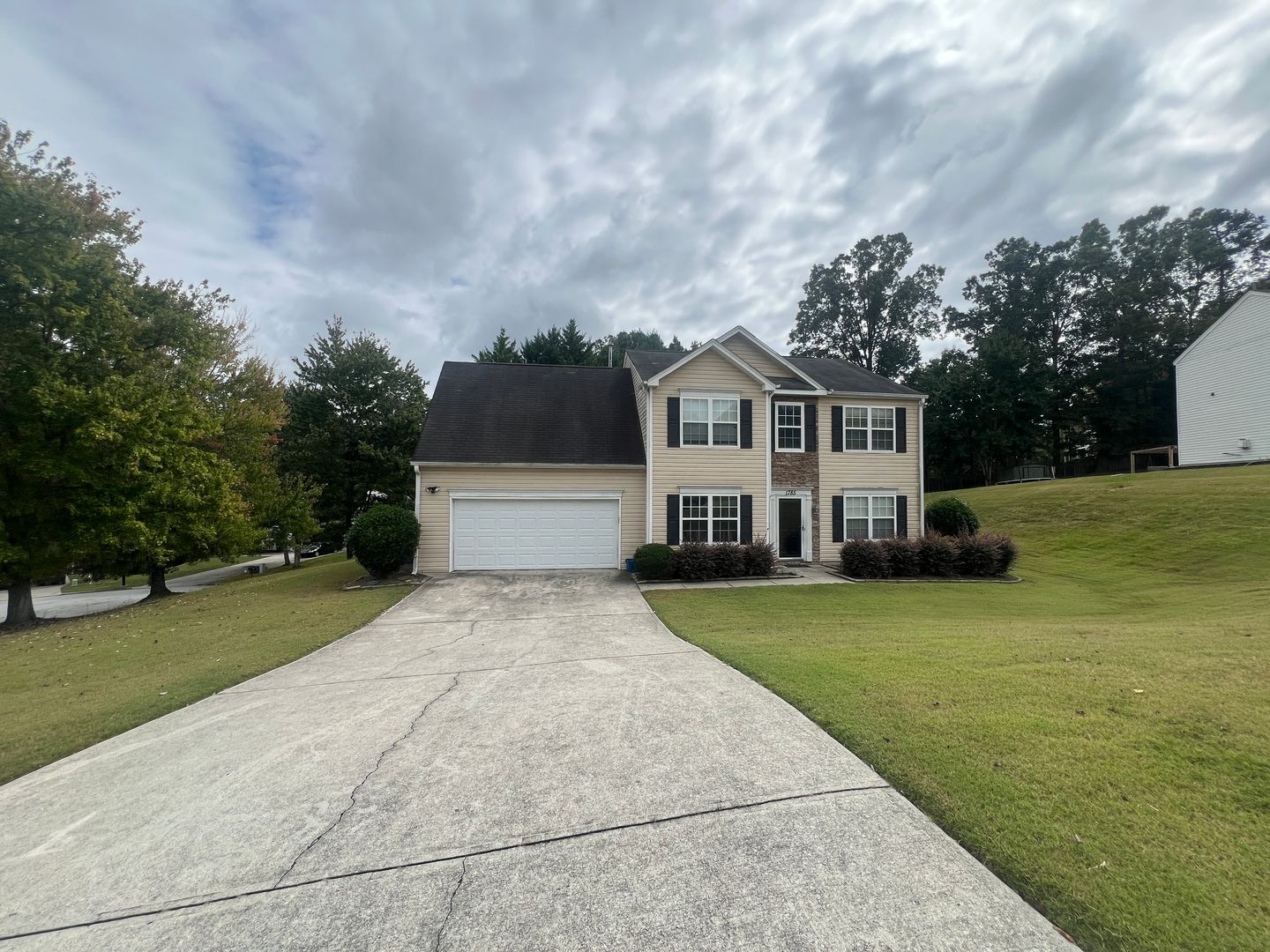 Lawrenceville House: 1785 Campbell Ives Drive