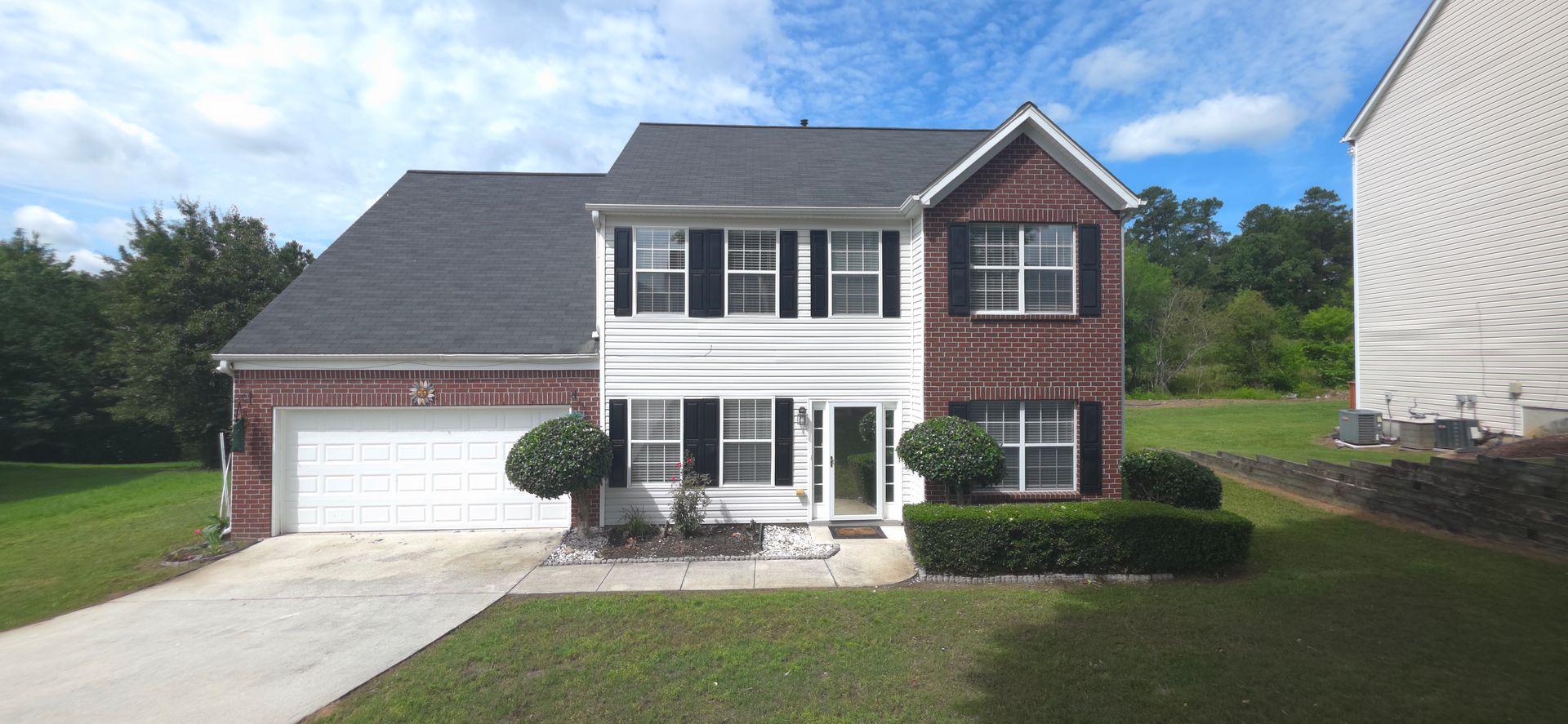 Snellville House: 2895 Gallery Grove