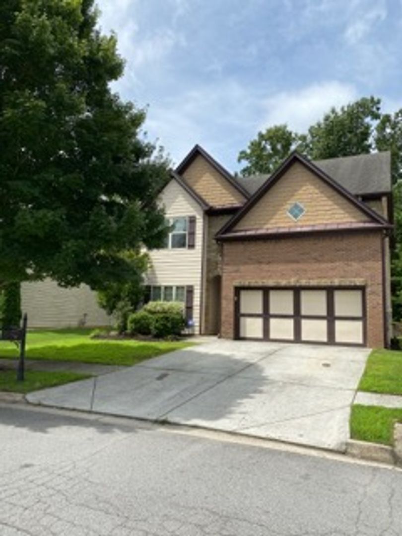 Sugar Hill House: 1339 Avalon Creek Road