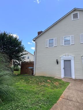Updated Townhome in Norcross! – photo 1