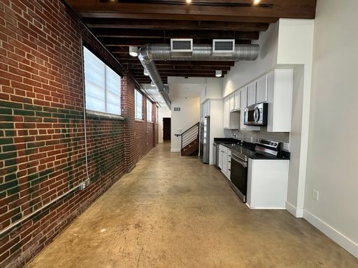 Hemlock Lofts - Modern Two Bedroom – photo 1