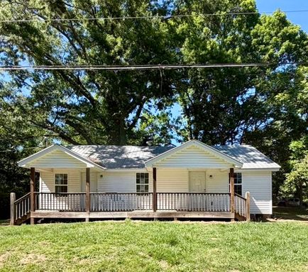 Coming Soon! 3 Bedroom, 1 Bath Home in Lafayette