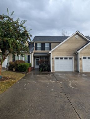 Cozy 2-Bedroom, 3-Bathroom Condo in Dalton, GA – photo 1