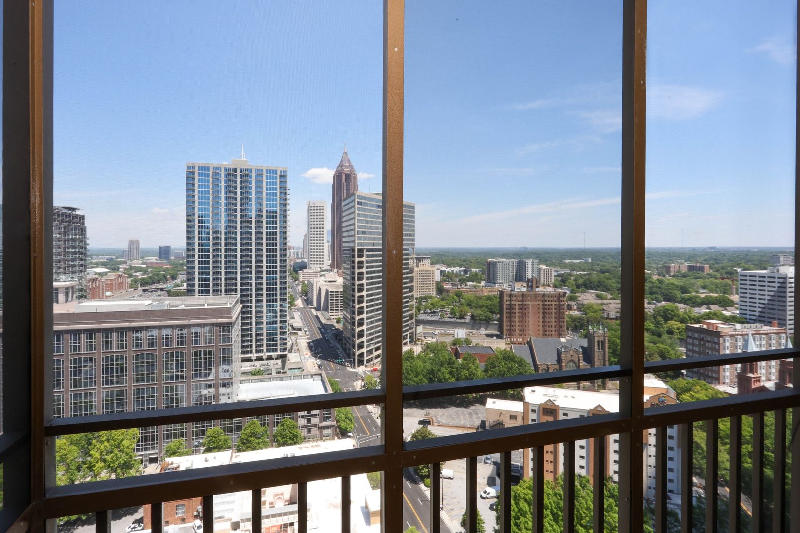 Atlanta Condo: 300 Peachtree Street NE Unit 23C