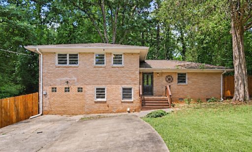 4 Bedroom Rental – 1903 Winthrop Drive SE, Atlanta, GA 30316