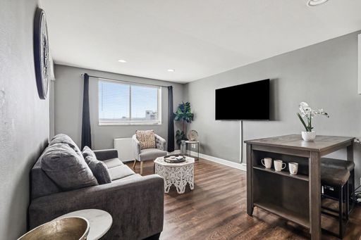 PAY ONLY $1,750 FOR THE FIRST THREE MONTHS! – photo 1