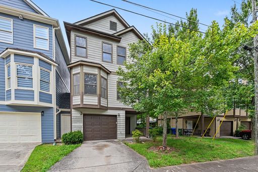 The space you need in a location that makes life easy! – photo 1