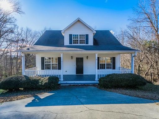 Creekside Manor Home – photo 1