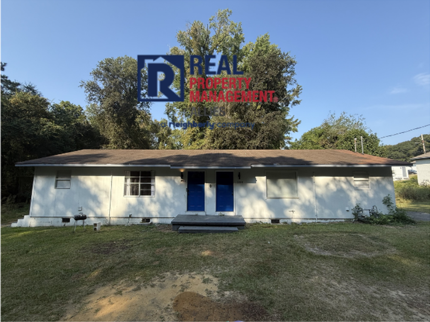 Macon House: 2926 Skyline Road
