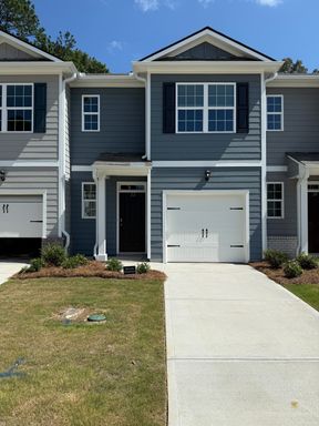 New Townhome Close to It All – photo 1