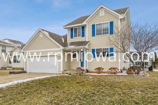 WEST DES MOINES TWO-STORY!! 4 Bedroom, 3.5 Bathrooms! – photo 1
