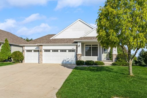 EXECUTIVE TOWNHOME 3 Bedroom, 2.5 Bathroom in Great West Des Moines Location! – photo 1