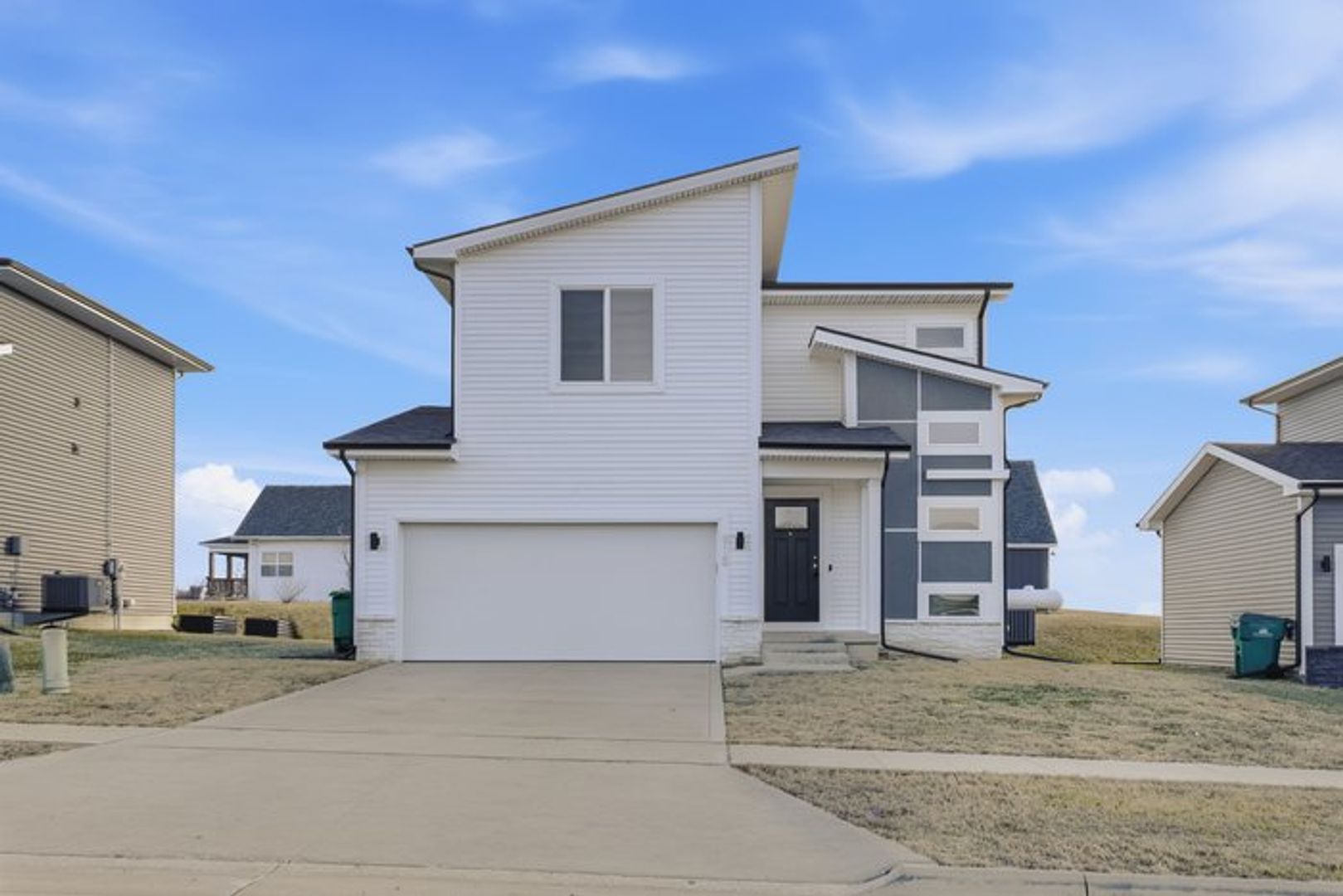 Norwalk House: 818 Kingfisher Drive