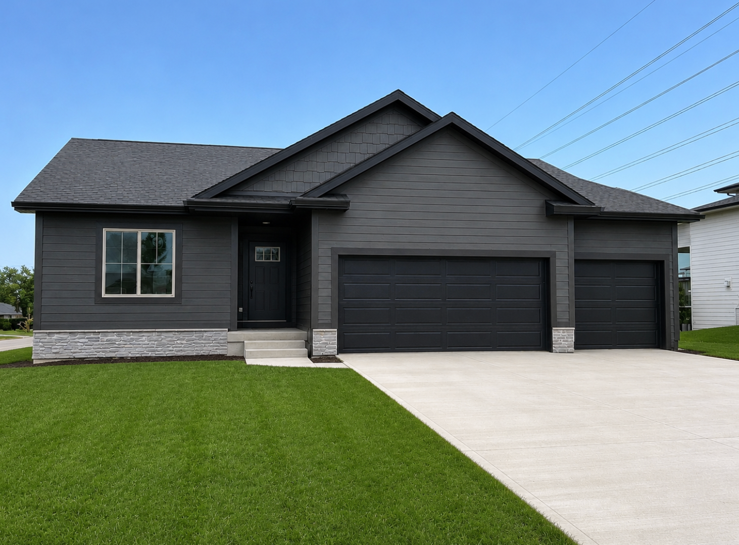 Urbandale House: 5633 163rd Street
