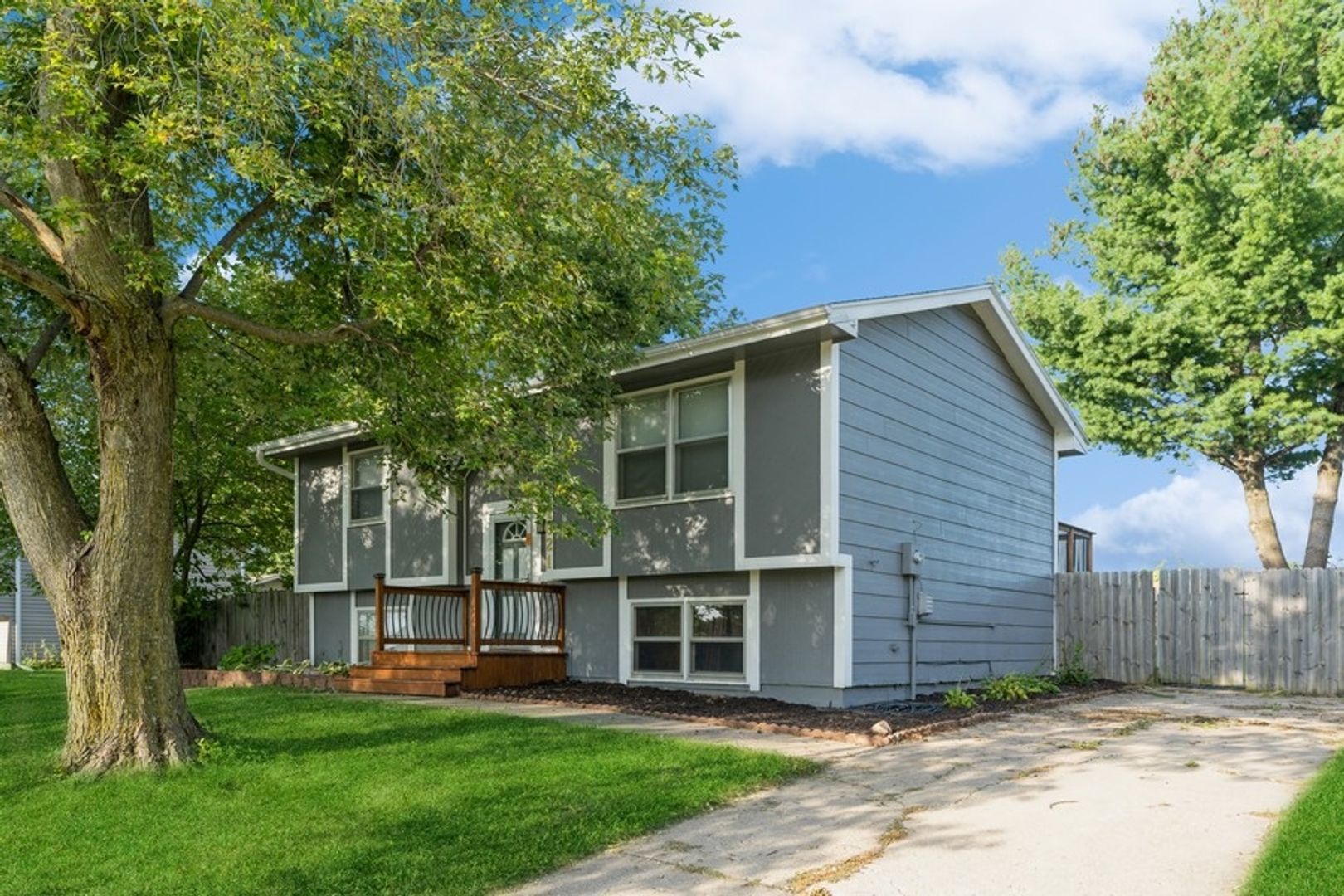 Norwalk House: 1021 Aspen Drive