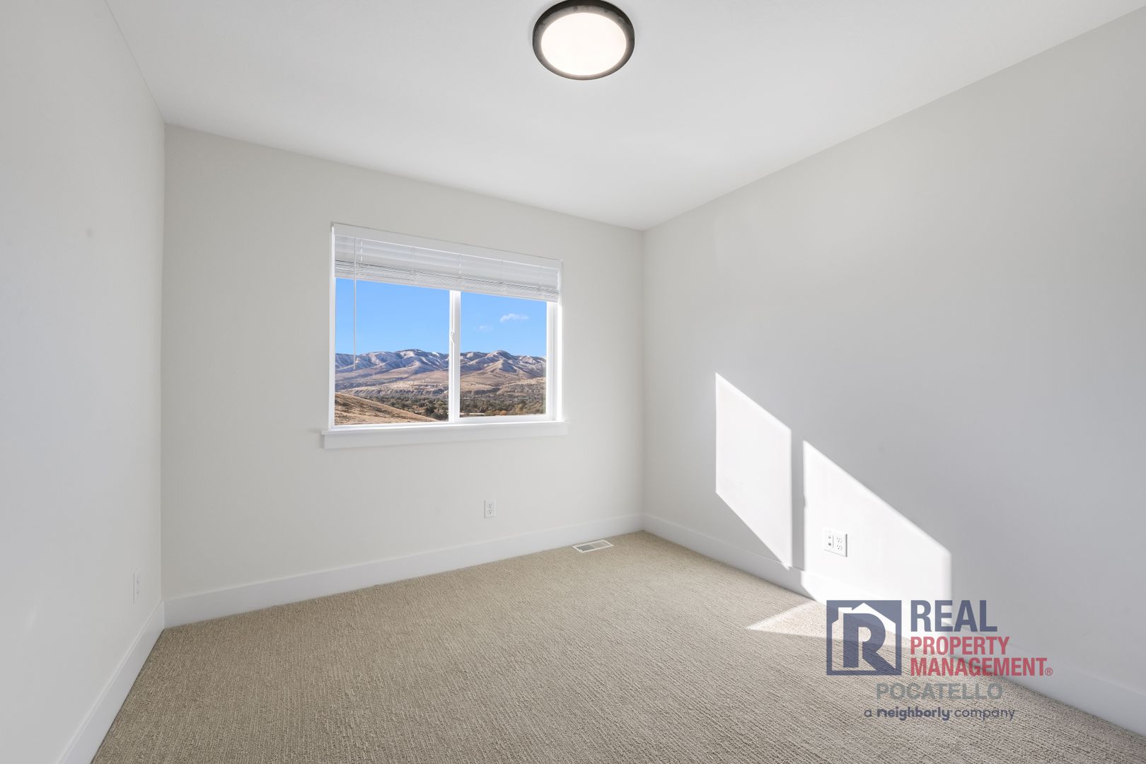 1721 Ammon St 12 of 12
