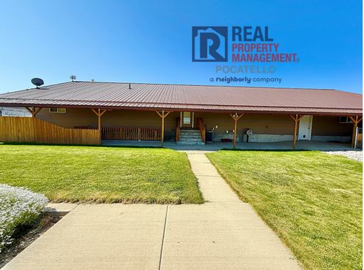2 bedroom 1 bath basement unit - Pets negotiable – photo 1