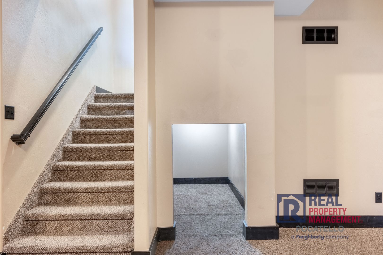 5215 Kymball Dr. 26 of 37