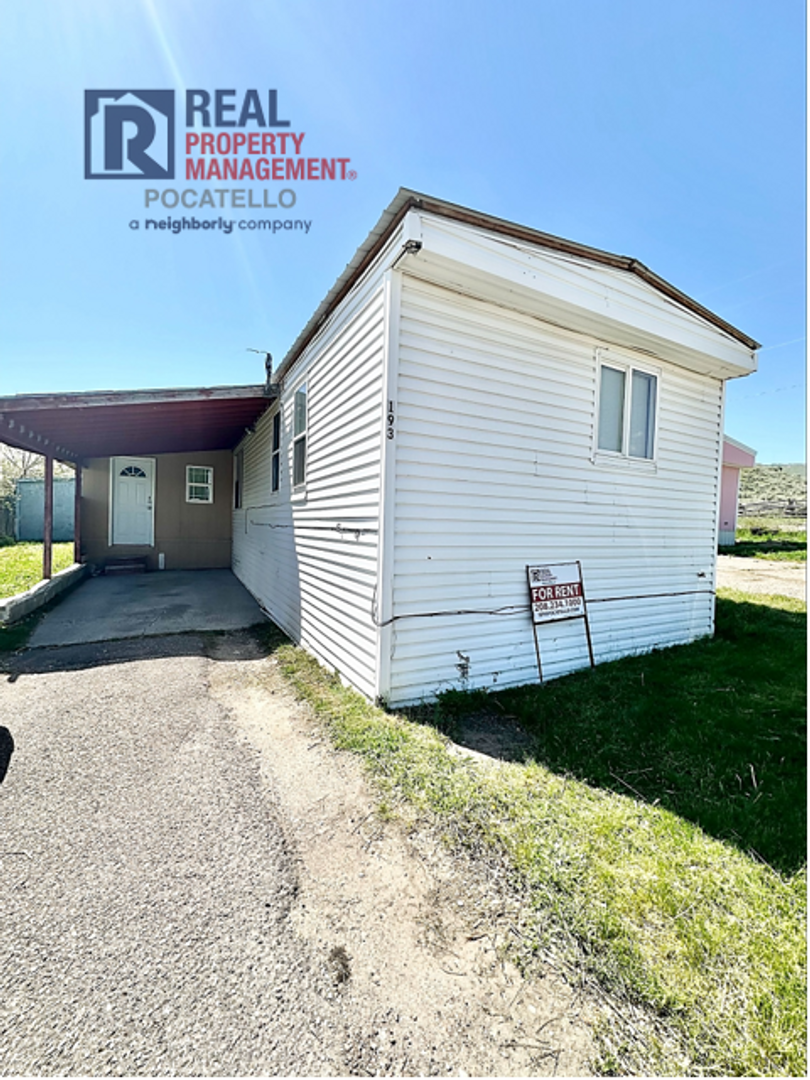 Pocatello Townhome: 193 Teakwood