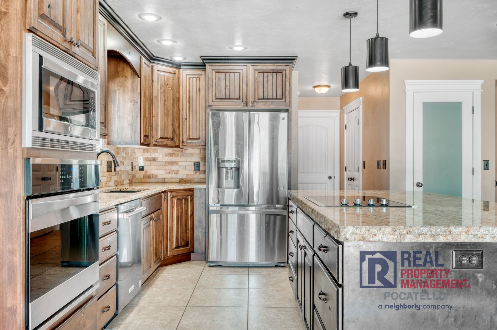 5215 Kymball Dr. 5 of 12