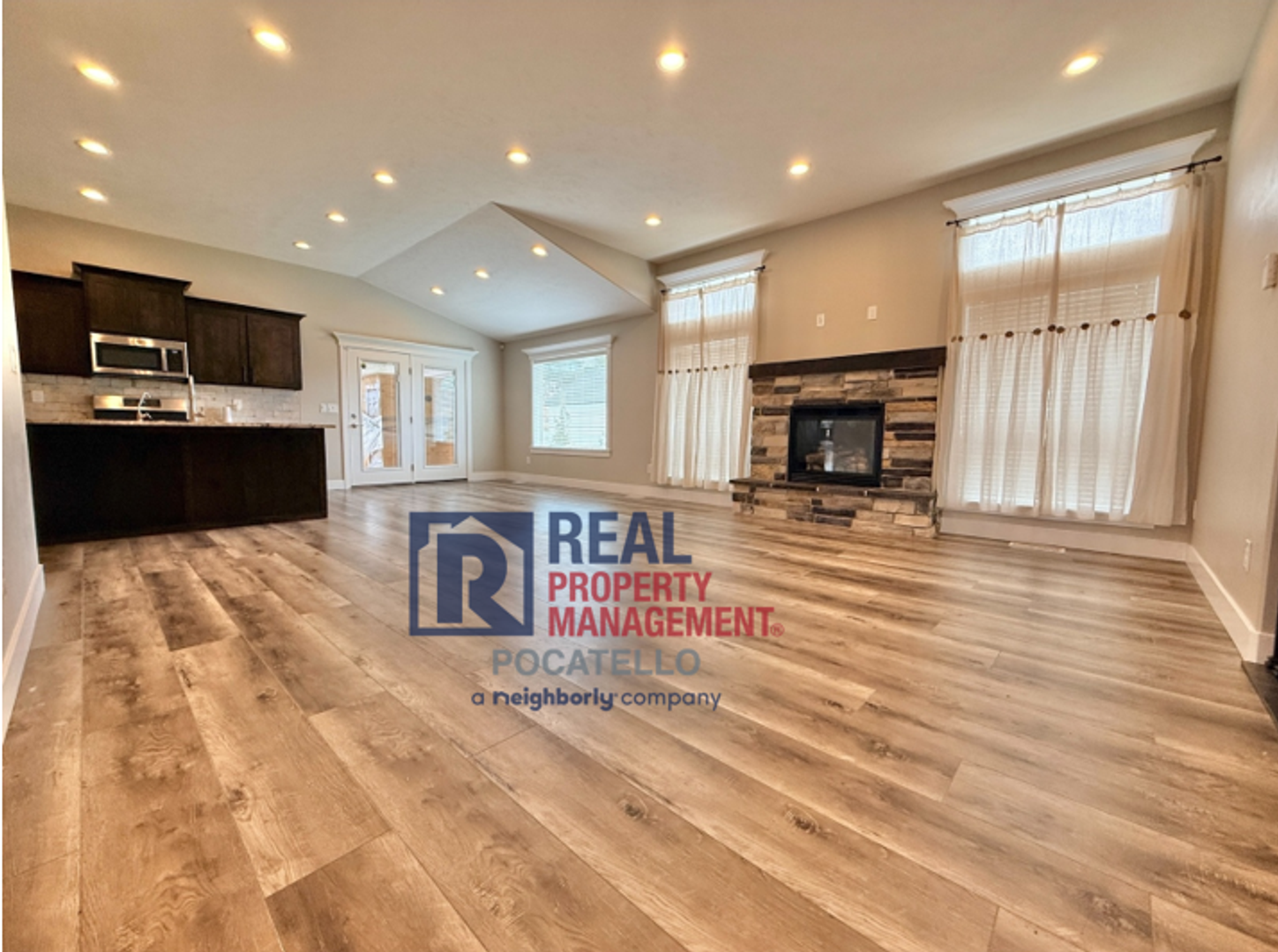 2319 Siena Dr 12 of 12