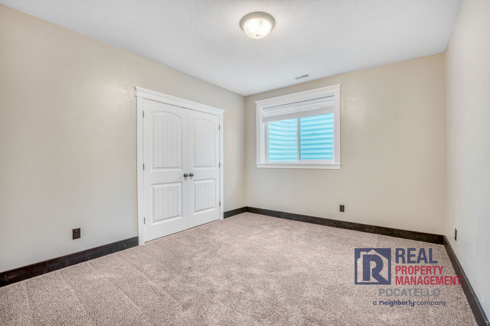 5215 Kymball Dr. 31 of 37